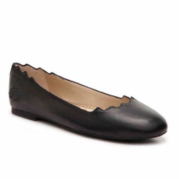 Sam Edelman Shoes - Like new Sam Edelman Finnegan Black Leather Scalloped Ballet Flats 7.5